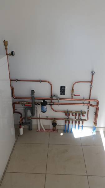 Installation en cuivre par un professionnel sur le secteur de mimizan