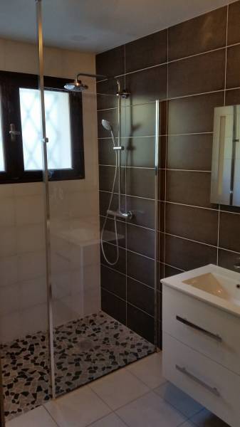 Idée d'une rénovation de salle de bain à Biscarrosse